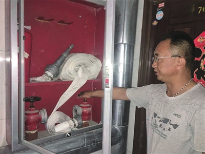     擰開水閥卻沒水。