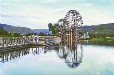 <p>　　　　涇河源鎮(zhèn)風(fēng)景怡人。</p>