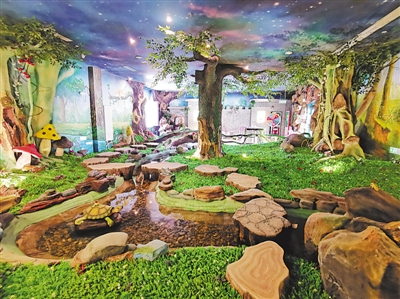 <p>　　　　青銅古鎮(zhèn)萌寵樂園。</p>
